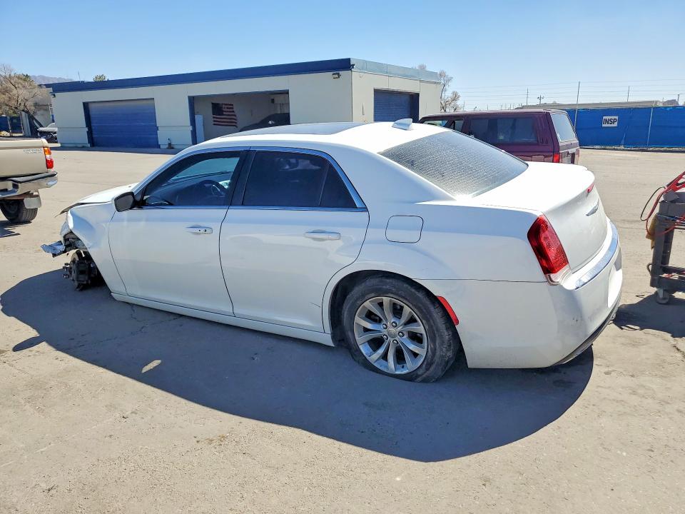 2015 Chrysler 300 მანქანა იყიდება აუქციონზე, vin: 2C3CCAAG0FH755096, აუქციონის ნომერი: 79382135