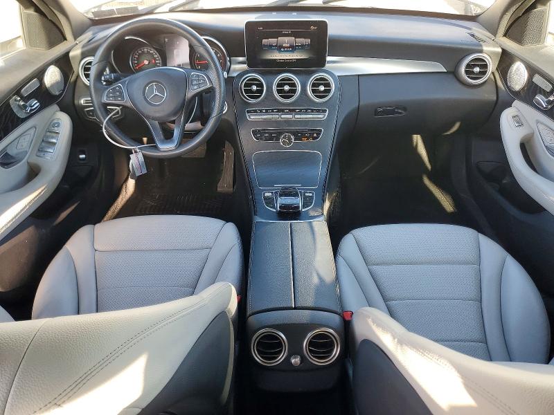 46635796 :رقم المزاد ، WDDWF4KB6JR411078 vin ، 2018 Mercedes-benz C مزاد بيع