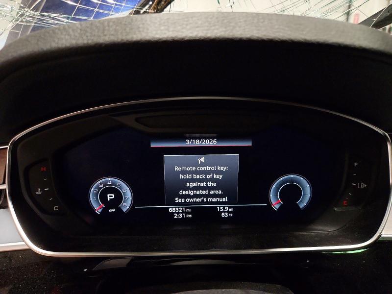 46446336 :رقم المزاد ، WAU8DAF81KN021100 vin ، 2019 Audi A8 مزاد بيع