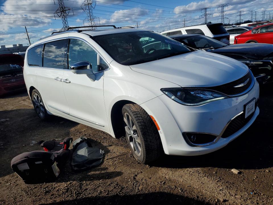 45819856 :رقم المزاد ، 2C4RC1GG1HR812254 vin ، 2017 Chrysler Pacifica مزاد بيع