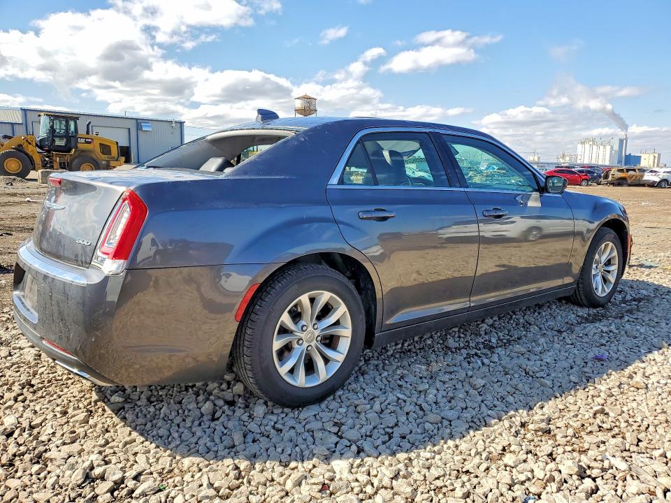 Продажа на аукционе авто 2015 Chrysler 300, vin: 2C3CCAAG4FH882272, номер лота: 48056226