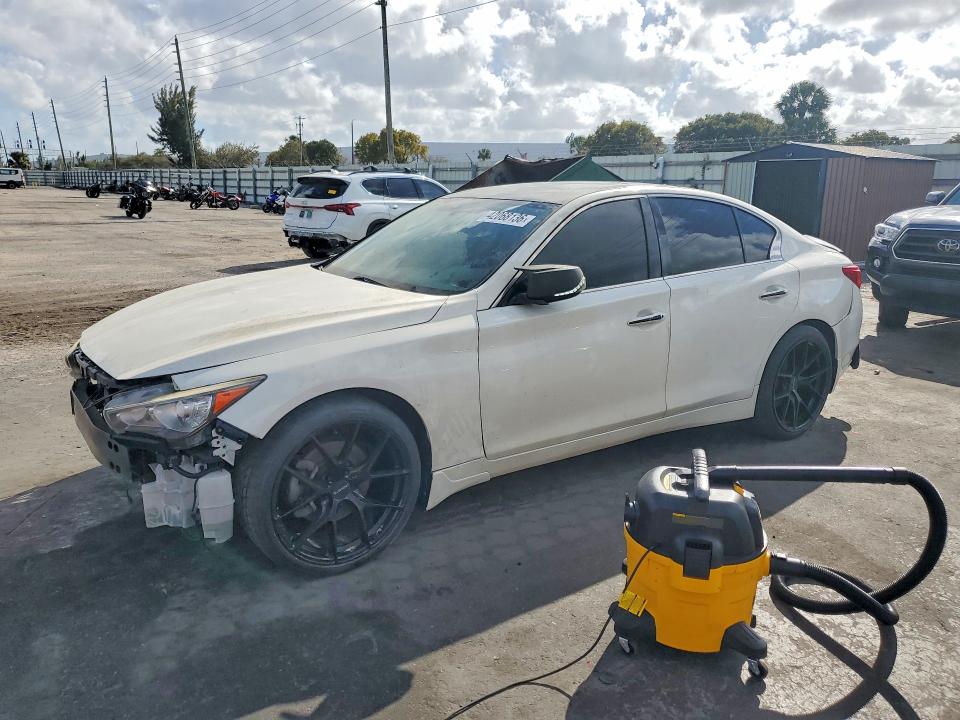 Продажа на аукционе авто 2017 Infiniti Q50, vin: JN1EV7AP0HM731689, номер лота: 42068136