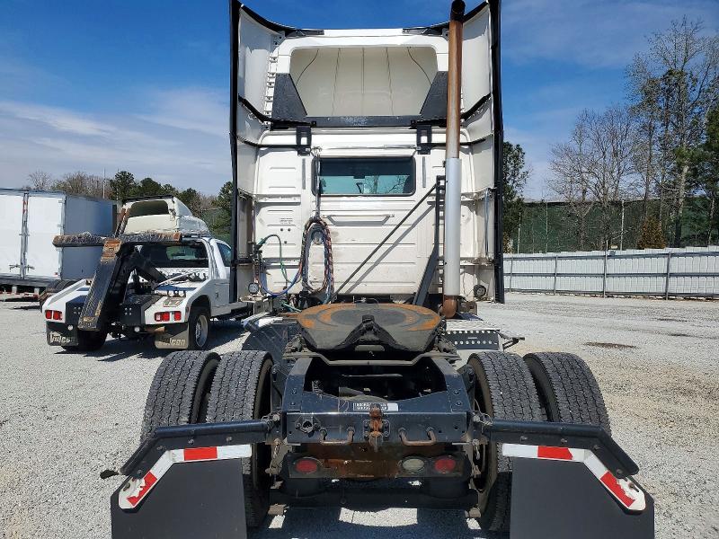 Продаж на аукціоні авто 2017 Volvo Vnl, vin: 4V4N39TG7HN988035, номер лоту: 46196876