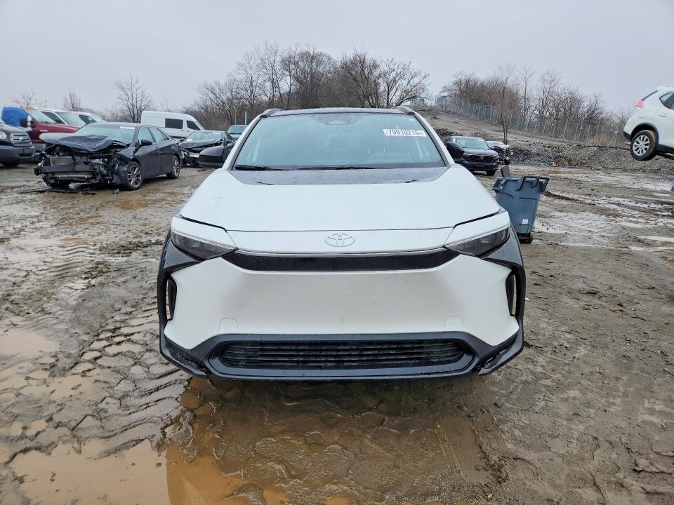 2024 Toyota Bz4x მანქანა იყიდება აუქციონზე, vin: JTMABACA0RA075247, აუქციონის ნომერი: 79910215