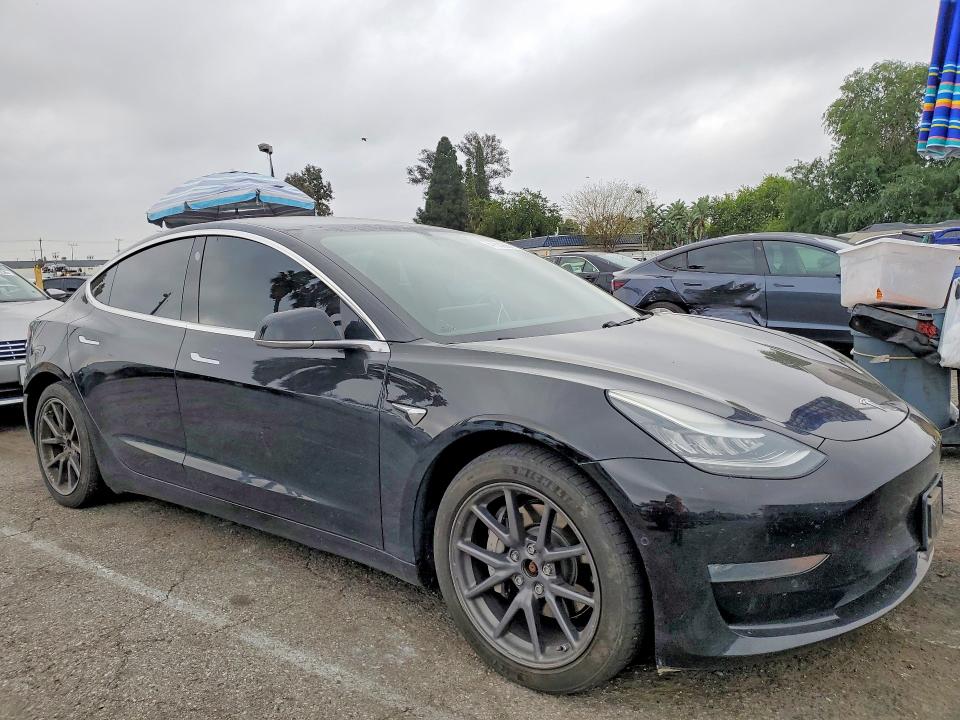 Продажа на аукционе авто 2019 Tesla Model 3, vin: 5YJ3E1EB7KF384359, номер лота: 41639556
