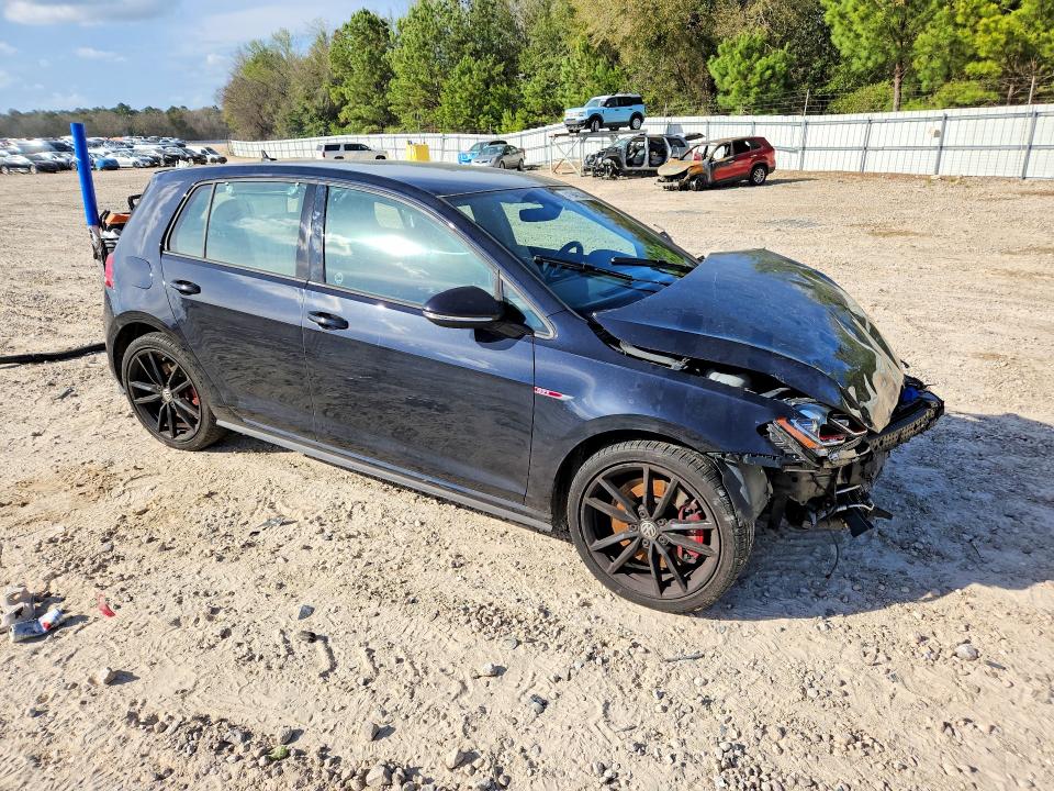 41946236 :رقم المزاد ، 3VW5T7AU3KM005889 vin ، 2019 Volkswagen Gti مزاد بيع