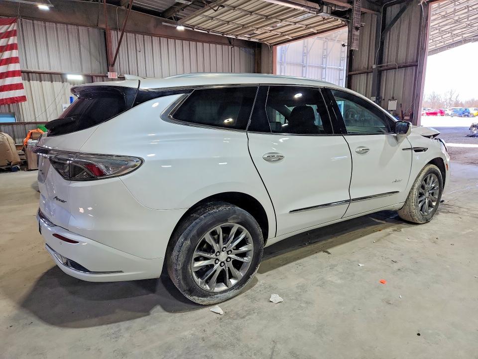 45958516 :رقم المزاد ، 5GAERDKW1NJ102821 vin ، 2022 Buick Enclave مزاد بيع