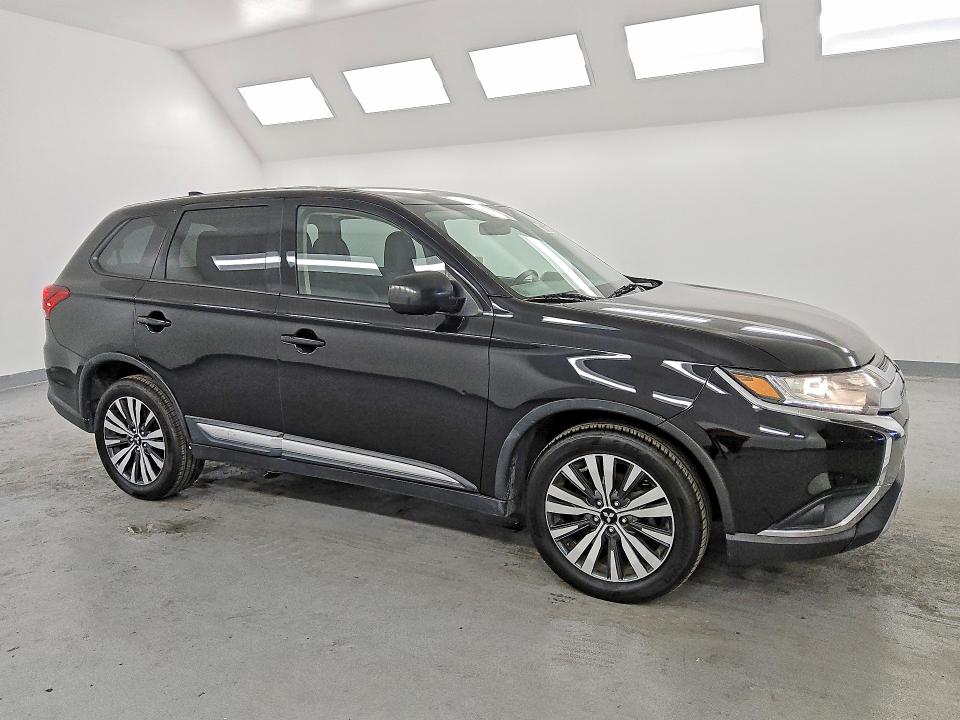 78609395 :رقم المزاد ، JA4AZ3A37KJ000511 vin ، 2019 Mitsubishi Outlander مزاد بيع