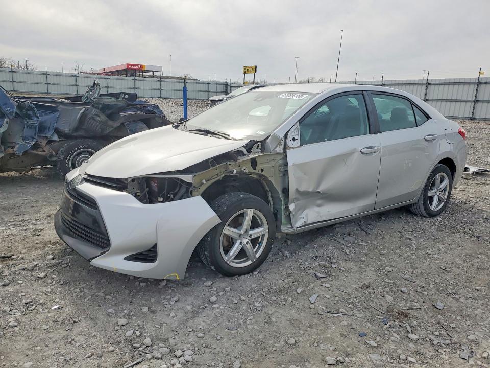 Продаж на аукціоні авто 2018 Toyota Corolla, vin: 5YFBURHEXJP847746, номер лоту: 47085746