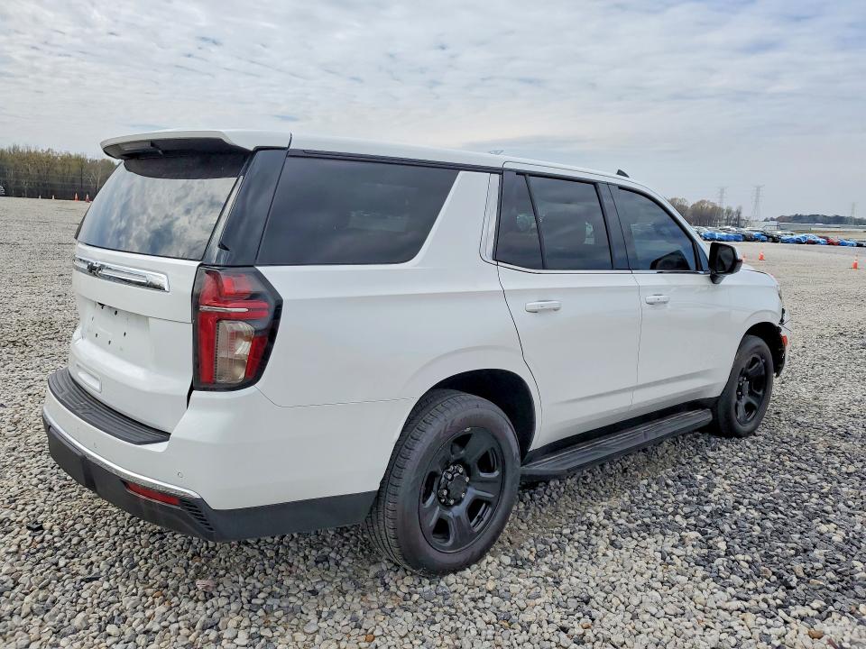 46645836 :رقم المزاد ، 1GNSCLED9NR247816 vin ، 2022 Chevrolet Tahoe مزاد بيع