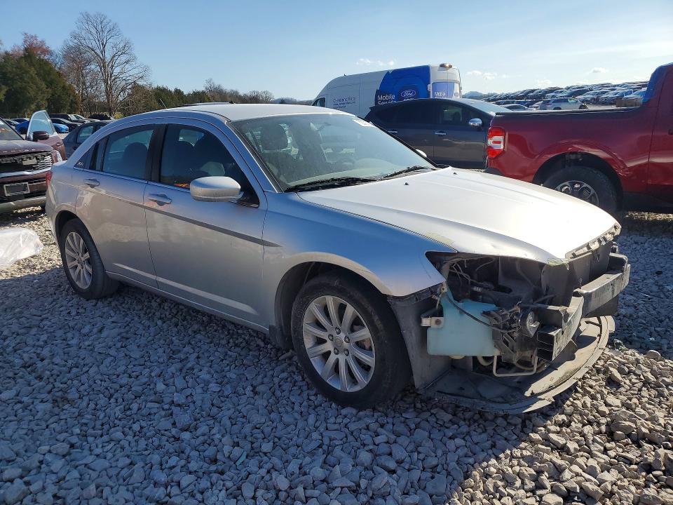 2012 Chrysler 200 მანქანა იყიდება აუქციონზე, vin: 1C3CCBBBXCN267575, აუქციონის ნომერი: 79727255