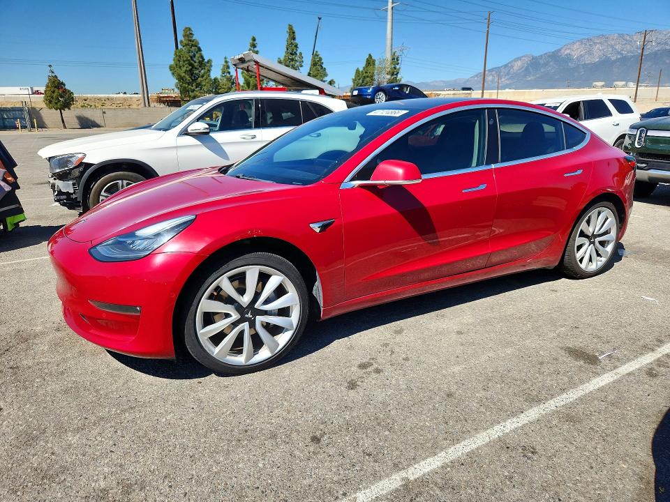 Продаж на аукціоні авто 2018 Tesla Model 3, vin: 5YJ3E1EA1JF039026, номер лоту: 47124866