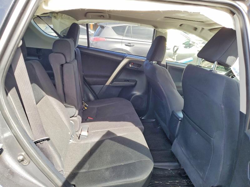 45888316 :رقم المزاد ، JTMRFREV5FD165333 vin ، 2015 Toyota Rav4 مزاد بيع