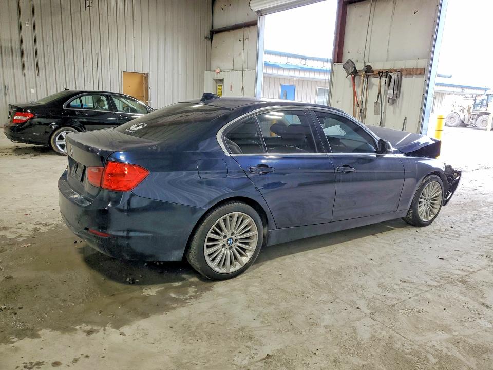 2014 Bmw 328 მანქანა იყიდება აუქციონზე, vin: WBA3B5G54ENS06466, აუქციონის ნომერი: 46005136