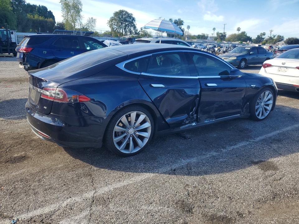 Продажа на аукционе авто 2014 Tesla Model S, vin: 5YJSA1H18EFP36881, номер лота: 79094745