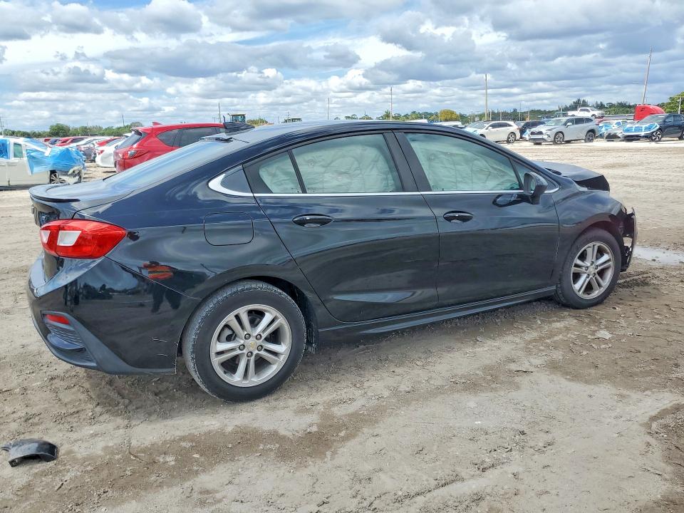 2017 Chevrolet Cruze მანქანა იყიდება აუქციონზე, vin: 1G1BE5SM9H7181375, აუქციონის ნომერი: 46835676
