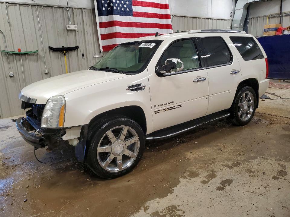2008 Cadillac Escalade მანქანა იყიდება აუქციონზე, vin: 1GYFK63848R189472, აუქციონის ნომერი: 46405456