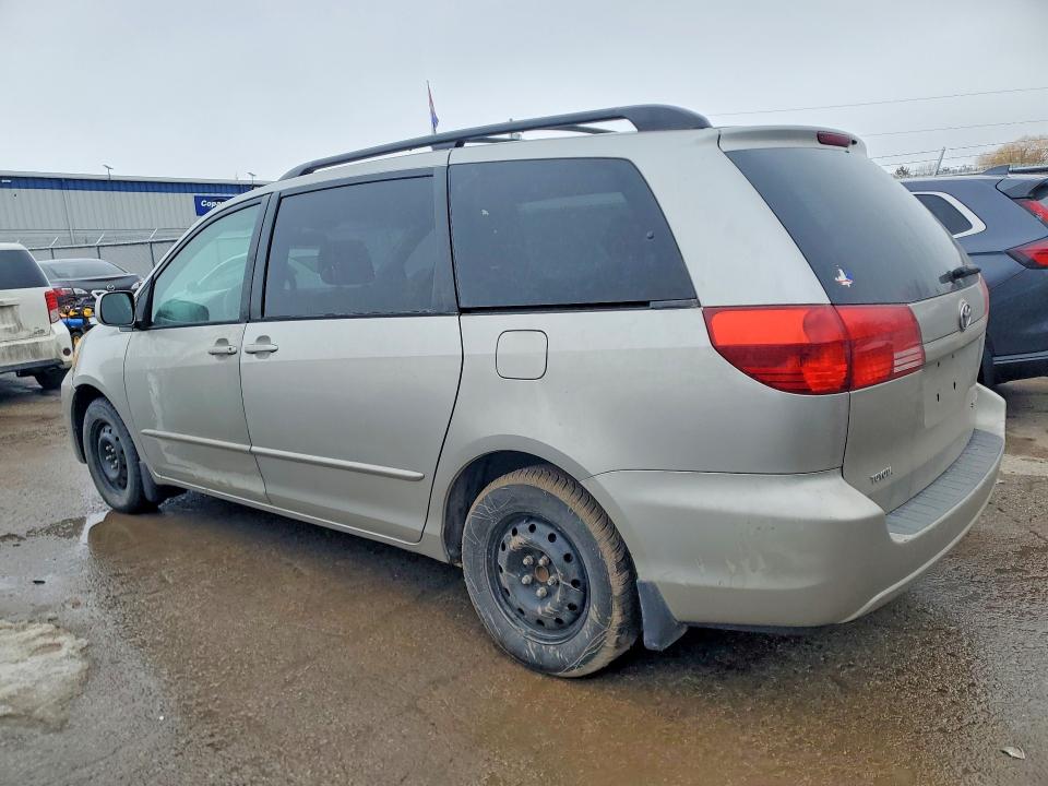 2004 Toyota Sienna მანქანა იყიდება აუქციონზე, vin: 5TDZA23C14S020072, აუქციონის ნომერი: 79369765