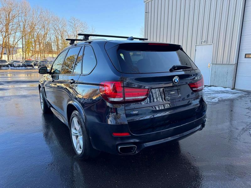 41913856 :رقم المزاد ، 5UXKR0C56J0X92077 vin ، 2018 Bmw X5 مزاد بيع