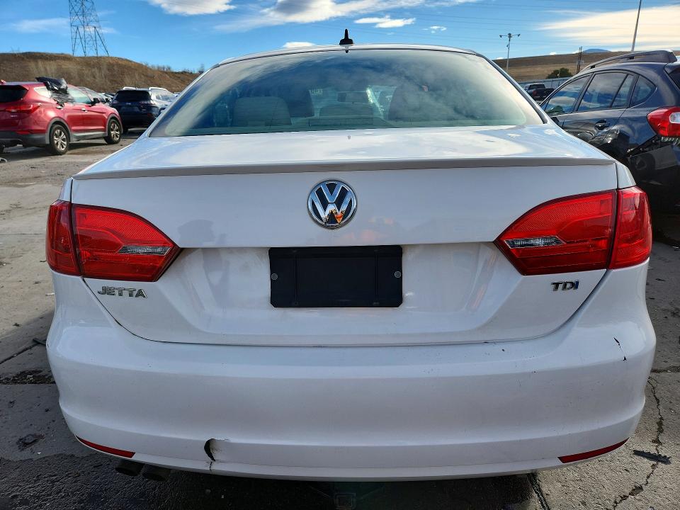 45775296 :رقم المزاد ، 3VWLL7AJ8CM089674 vin ، 2012 Volkswagen Jetta مزاد بيع