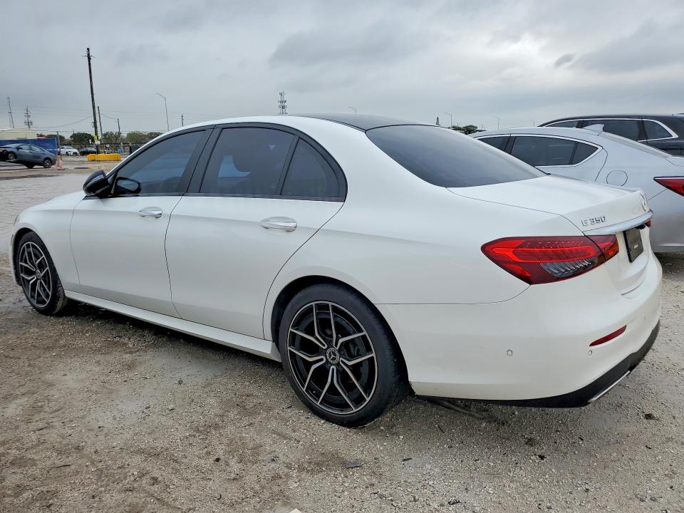 2021 Mercedes-benz E მანქანა იყიდება აუქციონზე, vin: W1KZF8DBXMA920742, აუქციონის ნომერი: 46435346