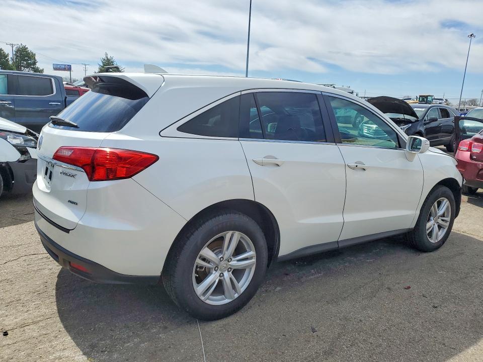 45730566 :رقم المزاد ، 5J8TB4H52FL031371 vin ، 2015 Acura Rdx مزاد بيع