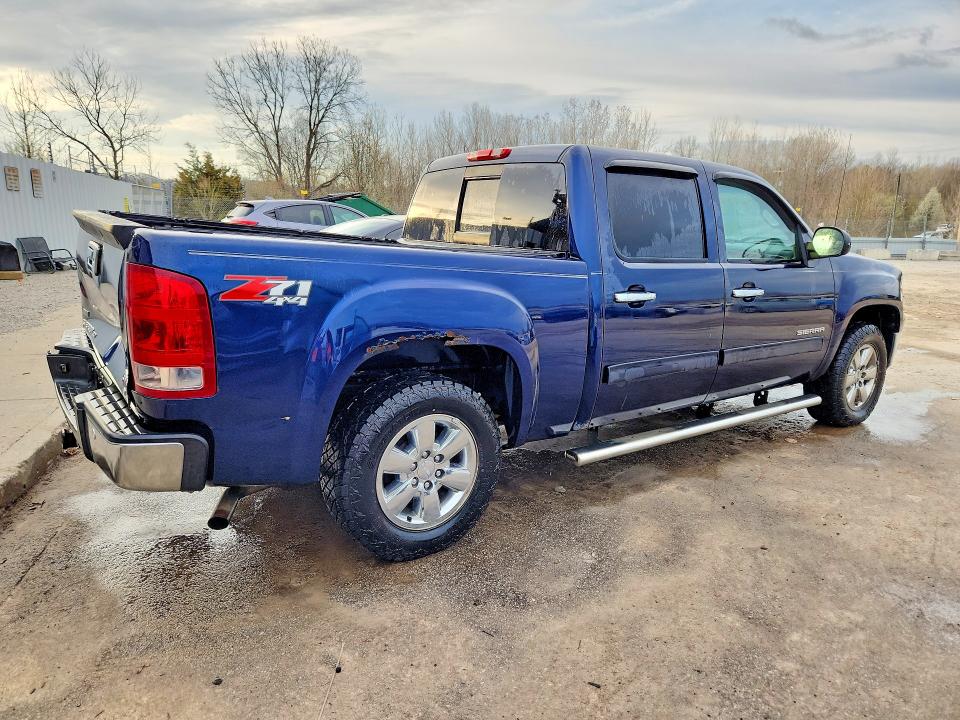 41904846 :رقم المزاد ، 3GTP2WE37BG141838 vin ، 2011 Gmc Sierra مزاد بيع