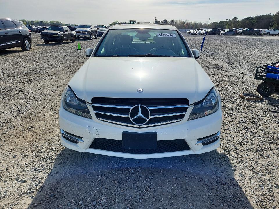 Продажа на аукционе авто 2014 Mercedes-benz C, vin: WDDGF8AB3EA958584, номер лота: 46844076