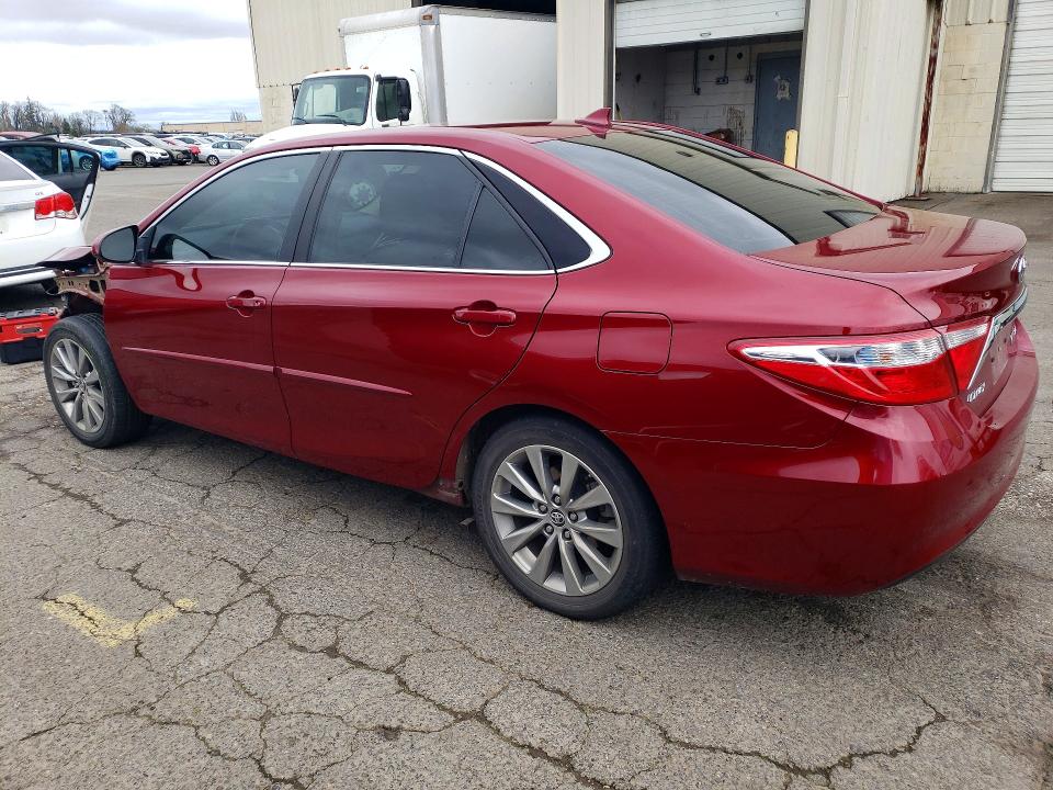 78319905 :رقم المزاد ، 4T1BD1FK2FU164441 vin ، 2015 Toyota Camry مزاد بيع
