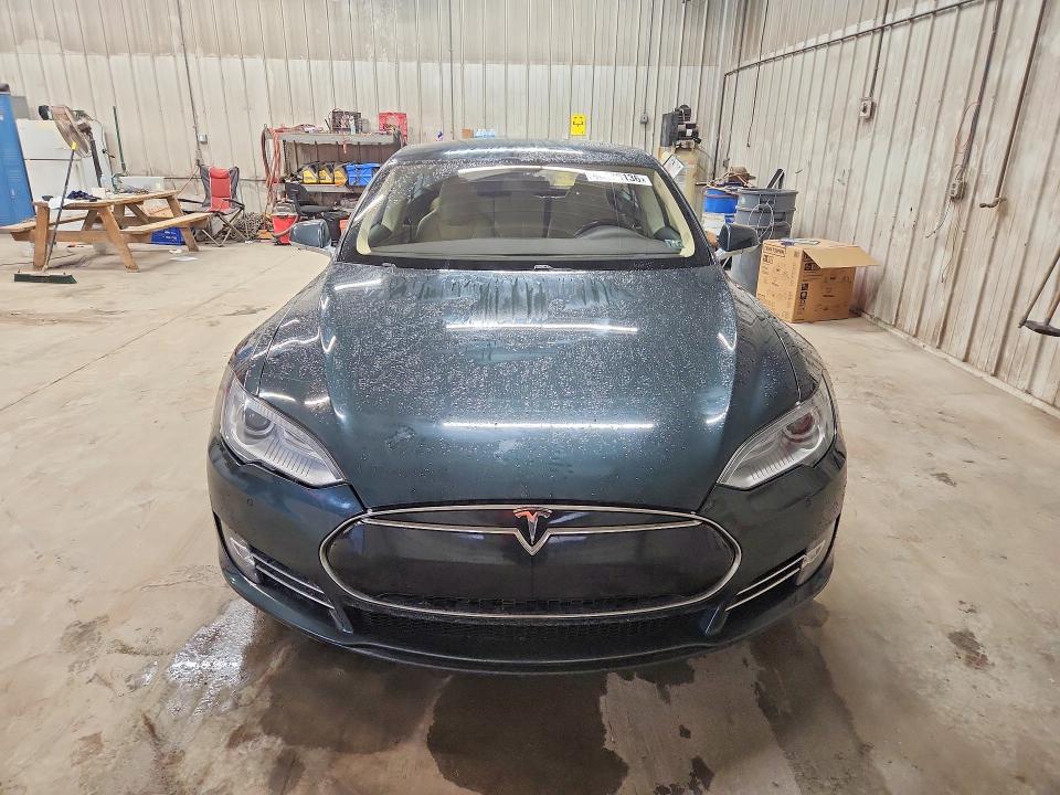 Продаж на аукціоні авто 2014 Tesla Model S, vin: 5YJSA1H14EFP41267, номер лоту: 46476136