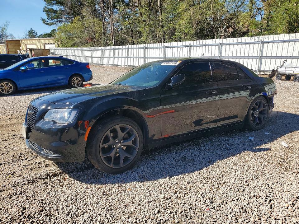Продажа на аукционе авто 2020 Chrysler 300, vin: 2C3CCAAG2LH193939, номер лота: 45667316