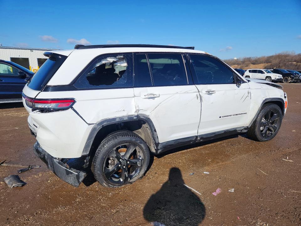 Продажа на аукционе авто 2025 Jeep Grand Cherokee, vin: 1C4RJHBG9SC352976, номер лота: 45630736