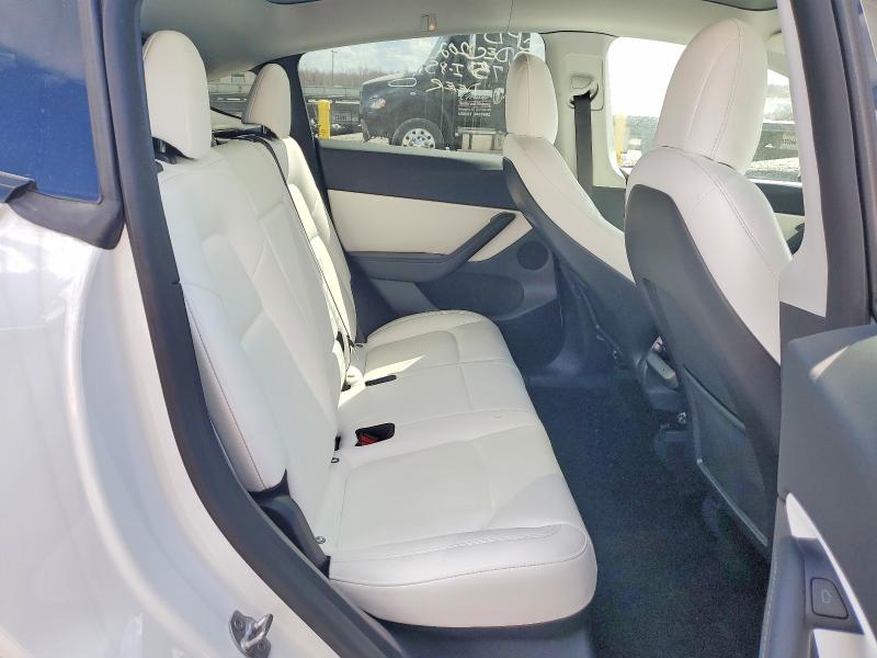 41762996 :رقم المزاد ، 5YJYGDEF3MF246163 vin ، 2021 Tesla Model Y مزاد بيع
