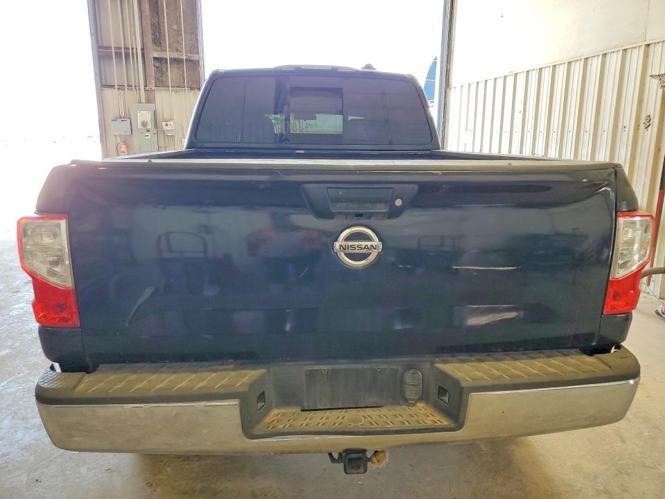 47926586 :رقم المزاد ، 1N6BA1F32HN533301 vin ، 2017 Nissan Titan Xd مزاد بيع