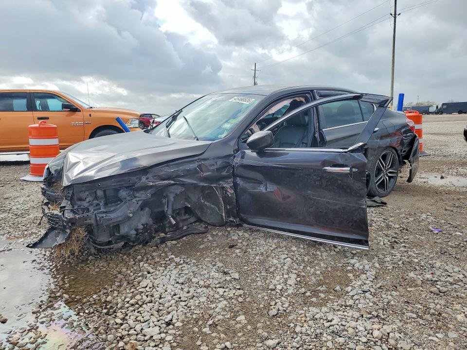 Aukcja sprzedaży 2017 Honda Accord, vin: 1HGCR2F12HA124986, numer aukcji: 45466626