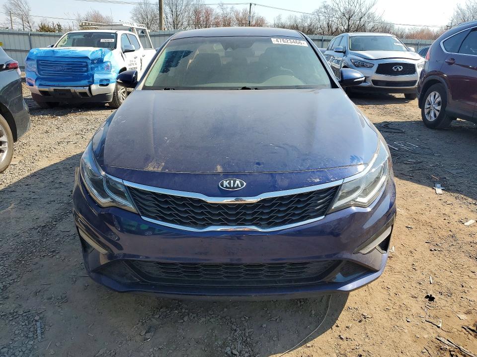 2019 Kia Optima მანქანა იყიდება აუქციონზე, vin: 5XXGT4L30KG303803, აუქციონის ნომერი: 47623466