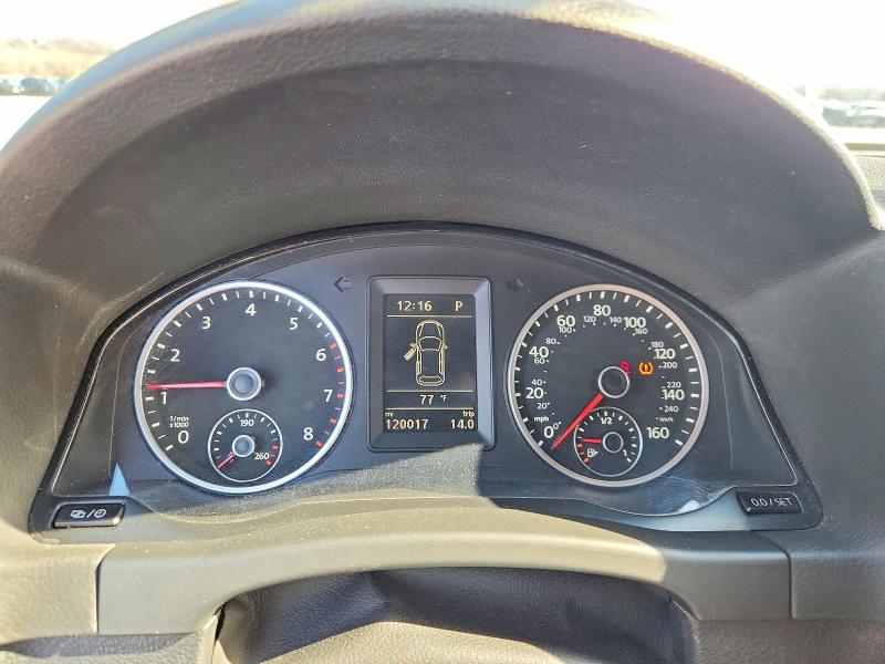 Продажа на аукционе авто 2016 Volkswagen Tiguan, vin: WVGBV7AXXGW006406, номер лота: 47008326