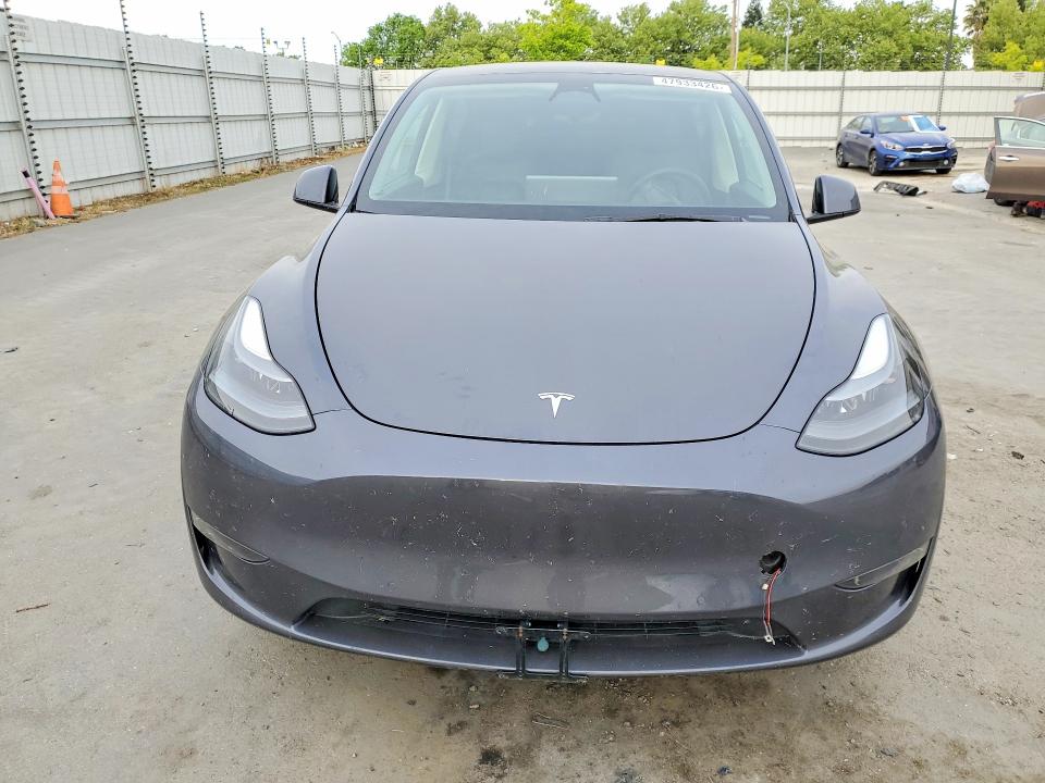2022 Tesla Model Y მანქანა იყიდება აუქციონზე, vin: 7SAYGDEE2NF552590, აუქციონის ნომერი: 47933426