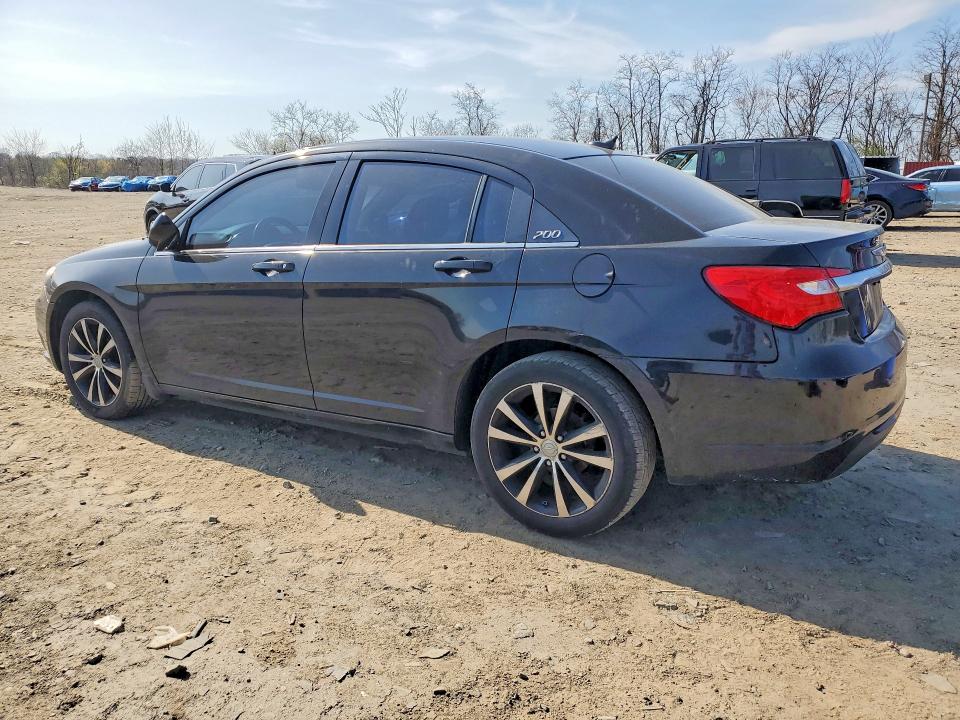 47994336 :رقم المزاد ، 1C3CCBHG8CN327212 vin ، 2012 Chrysler 200 مزاد بيع