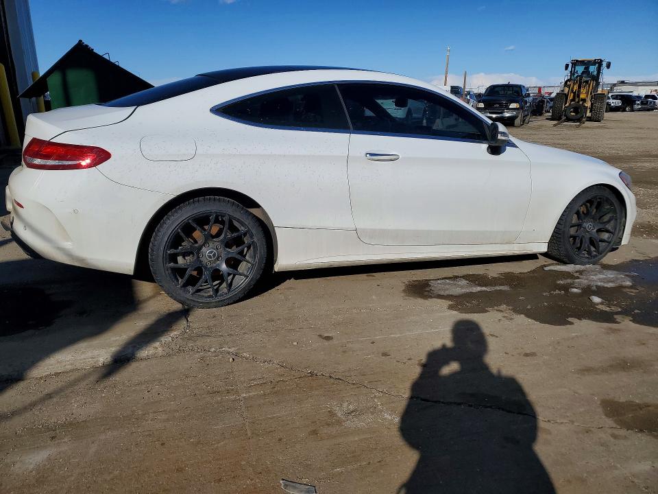 2017 Mercedes-benz C მანქანა იყიდება აუქციონზე, vin: WDDWJ4KB1HF343427, აუქციონის ნომერი: 41981596