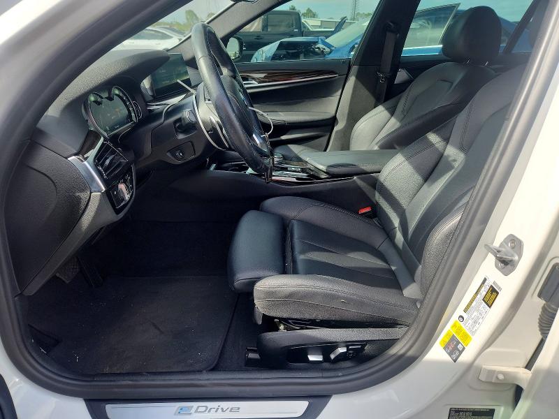 47005316 :رقم المزاد ، WBAJA9C53JB252292 vin ، 2018 Bmw 530e مزاد بيع
