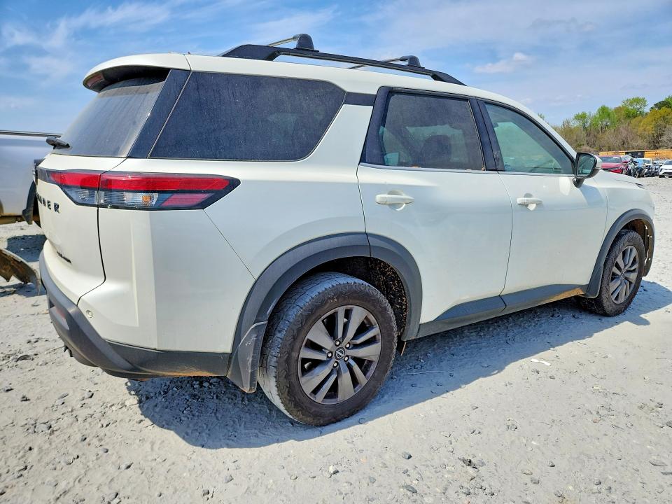 46722126 :رقم المزاد ، 5N1DR3BD8NC258177 vin ، 2022 Nissan Pathfinder مزاد بيع
