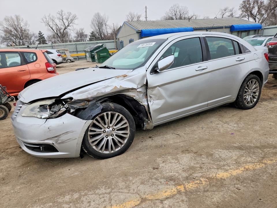 79575055 :رقم المزاد ، 1C3BC2FB0BN500531 vin ، 2011 Chrysler 200 مزاد بيع