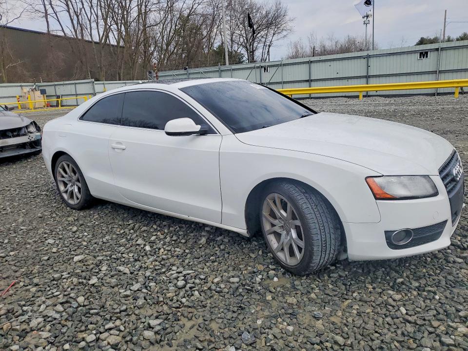 47804386 :رقم المزاد ، WAUCFAFR0BA039608 vin ، 2011 Audi A5 مزاد بيع