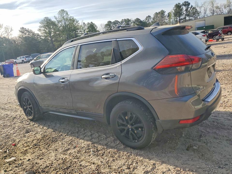 46846196 :رقم المزاد ، 5N1AT2MV6HC837127 vin ، 2017 Nissan Rogue مزاد بيع