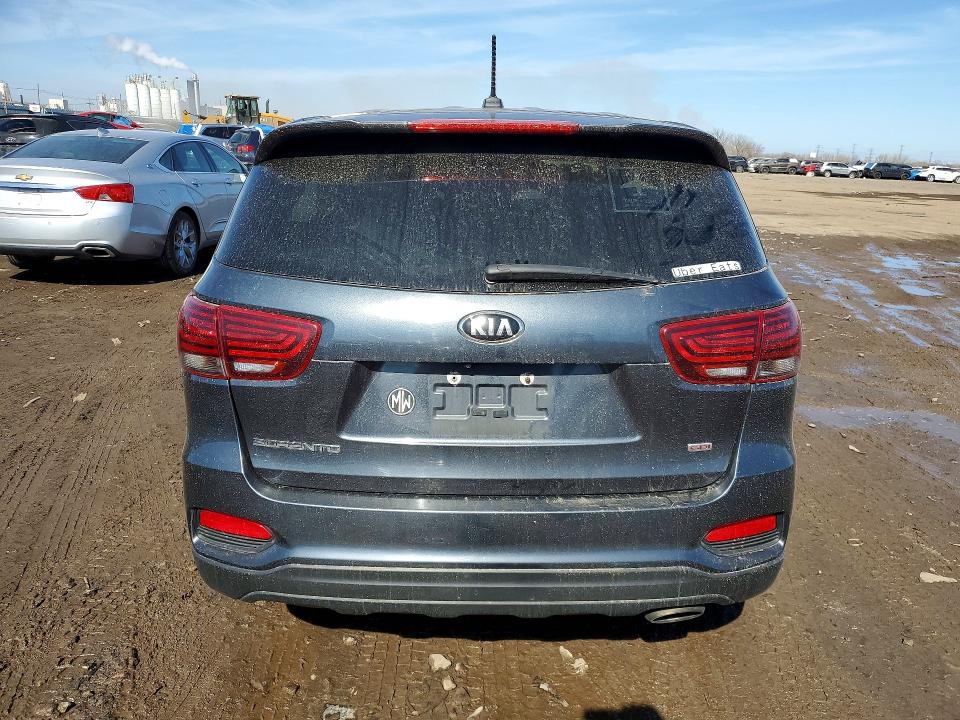 78460825 :رقم المزاد ، 5XYPG4A30LG631727 vin ، 2020 Kia Sorento مزاد بيع
