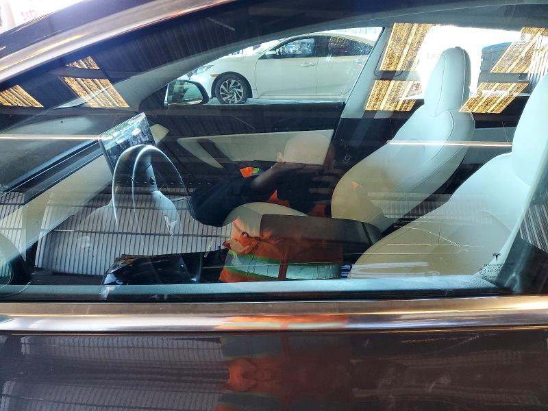 Auction sale of the 2018 Tesla Model 3, vin: 5YJ3E1EA8JF155596, lot number: 79475285