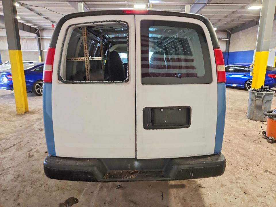 47423796 :رقم المزاد ، 1GCSGAFX4C1157947 vin ، 2012 Chevrolet Express G1500 مزاد بيع