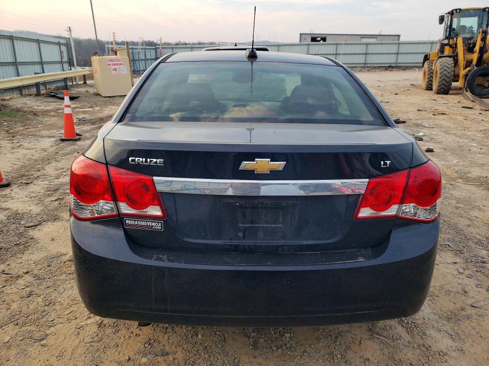 46554736 :رقم المزاد ، 1G1PC5SB6F7287774 vin ، 2015 Chevrolet Cruze مزاد بيع
