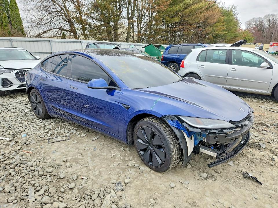 Продажа на аукционе авто 2024 Tesla Model 3, vin: 5YJ3E1EB5RF821852, номер лота: 45683296